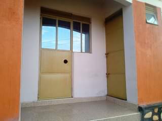 A picture of Single rms 4rent at UGX150.000 at Kawempe Kutaano