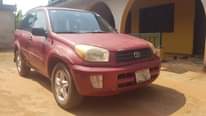 A picture of Toyota RAV4 2001