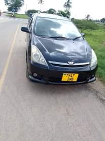 A picture of Toyota wish for sale 0685136087