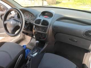 A picture of Very clean Peugeot 206