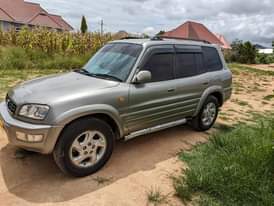 A picture of Rav4 Nzuri imetunzwa 3s Engine mil 5.8 Dodoma mjini