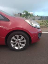 A picture of Kia rio 2013