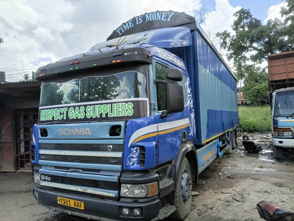 A picture of SCANIA 124 0714058883