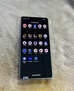 A picture of AQUOS SHARP ZERO 6