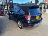 A picture of 2009 subaru forester black colour
