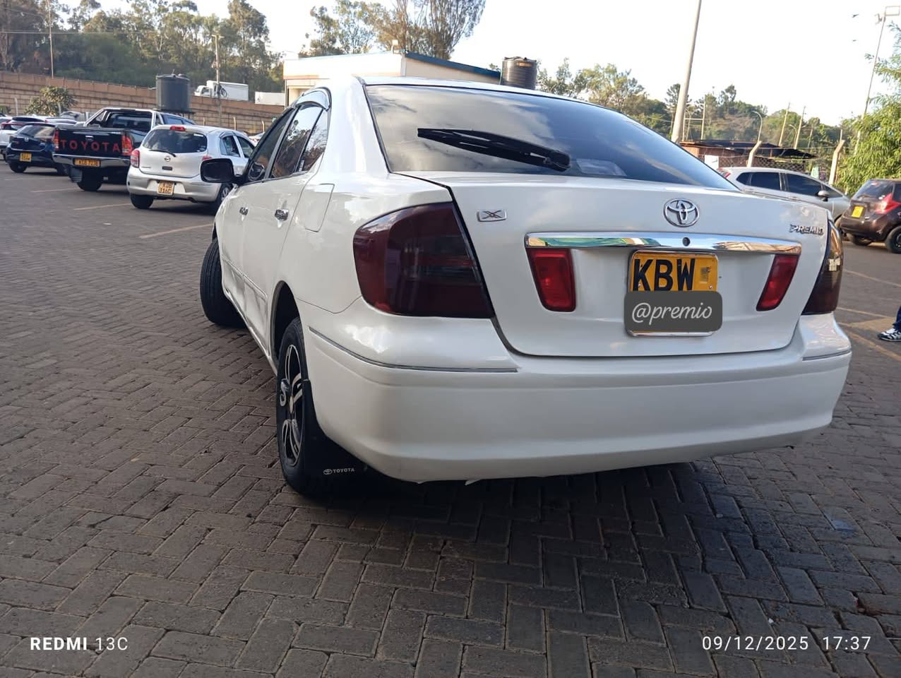 A picture of well maintained Toyota premio 240 series super clean 1800cc 2
