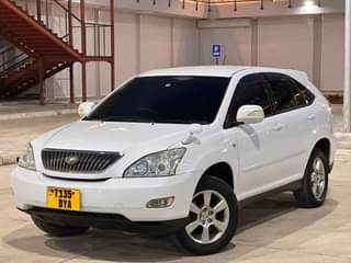A picture of TOYOTA HARRIER