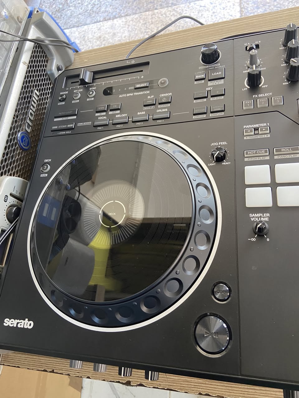 A picture of Pioneer DDJ Rev 5