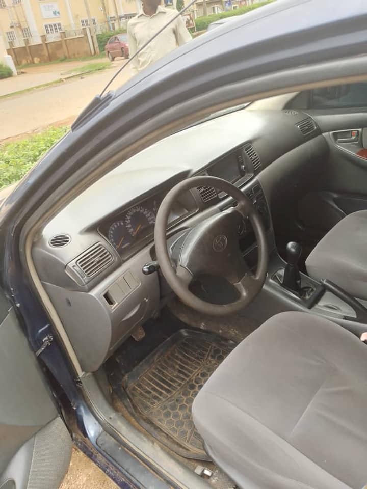 A picture of Toyota Camry bank type
