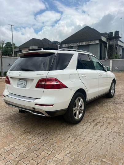 A picture of 2015 ML350 MB