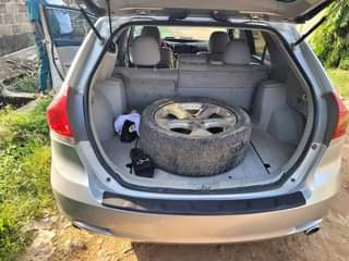 A picture of 2011 Toyota Venza Toks standard