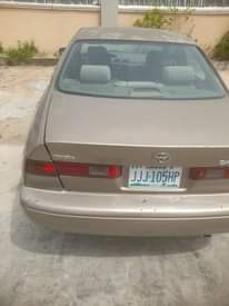 A picture of Toyota Camry 1999