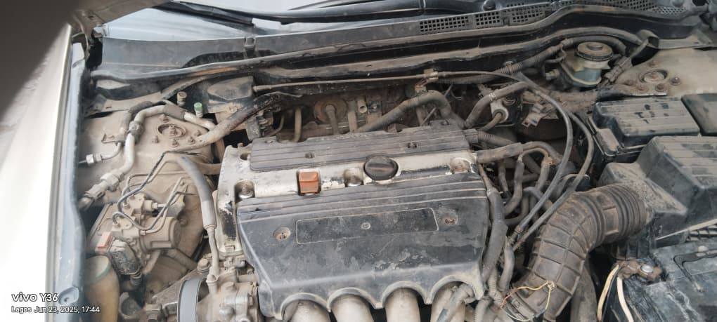 A picture of Eod engine and gear unscrew Ac need attention and lil