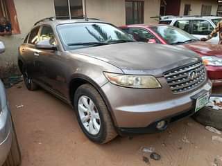 A picture of Infiniti FX35