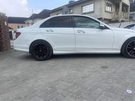 A picture of Mercedes benz C300