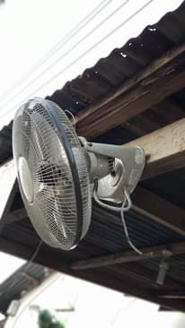 A picture of FENI ZA JUU 35000 TU MPYA 