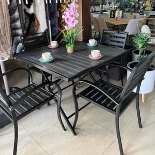 A picture of Outdoor set