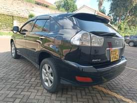 A picture of Toyota harrier