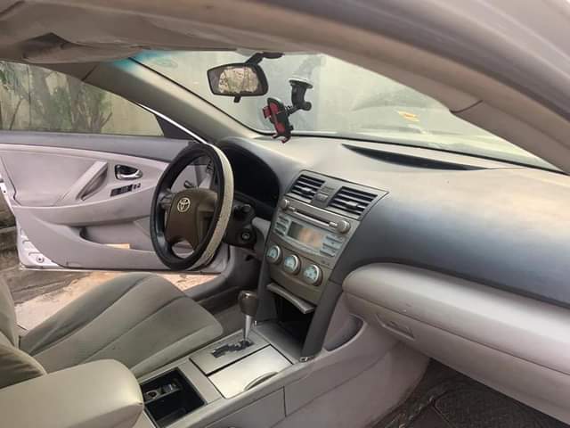 A picture of DEALER MARKET 2008 Toyota Camry muscle First body Untempered engine