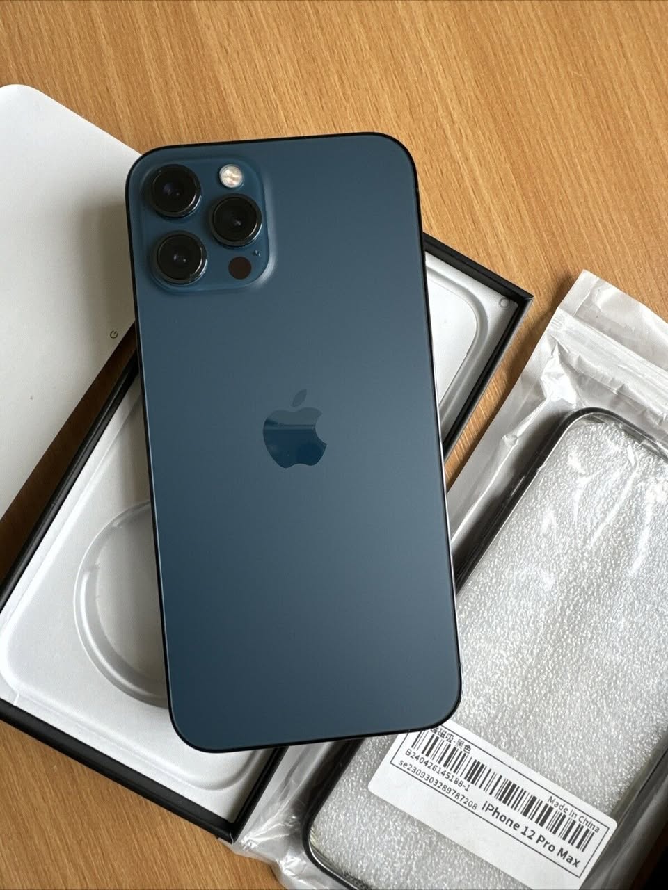 A picture of Iphone 12 pro max 128gb at UGX 700k Call Whatsapp