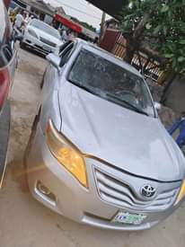 A picture of Awoof Toyota Camry thump start v6 XLE engine gear AC