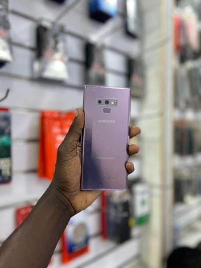 A picture of Samsung Galaxy Note 9 128Gb 8Gb Ram