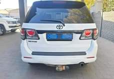 Thulani D.