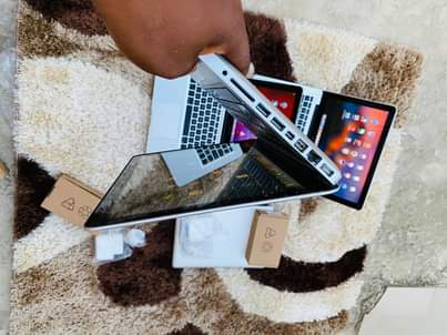 A picture of MACBOOK PRO core i5 RAM 8GB BEI KITONGA
