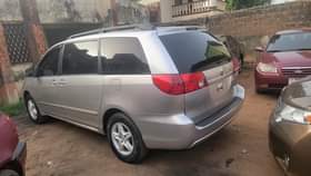 A picture of Tokubo 2006 Sienna Remote starter Power door Painted 100 working
