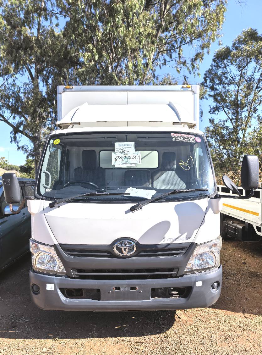 classifieds/cars toyota