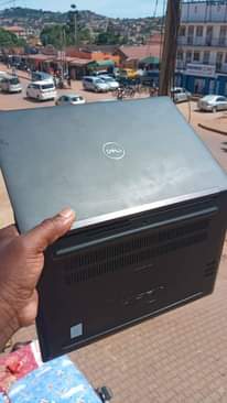 A picture of Dell latitude 7290 i7 8th Gen Top Quality
