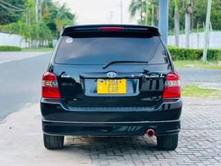 A picture of TOYOTA KLUGER SWEET EAR