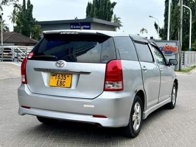 A picture of Toyota Wish