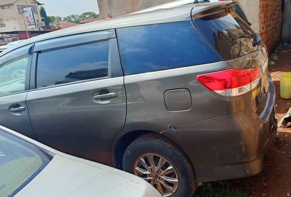 A picture of Toyota wish on quick sale