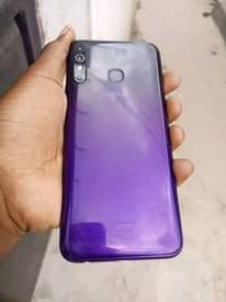 A picture of INFINIX HOT8 32GB RAM2 4GLITE BATRY 5000mAh SIM IMENYOOKA HAIN