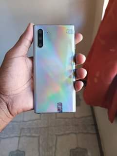 A picture of Sumsung not10