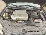A picture of Extremely super sharp Toyota AVALON 2009 model with untempered Engine