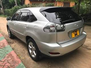A picture of Toyota harrier new model