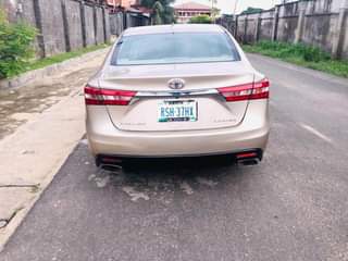 A picture of 2013 Toyota Avalon