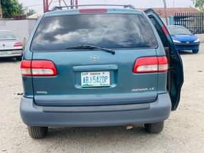A picture of FIRST BODY An Extremely Clean Used Toyota Sienna 2002 Model