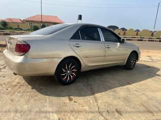 A picture of Toyota camry 2005