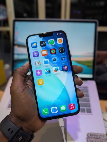 A picture of iPhone 13 Pro max 128 GB Bei kitonga sana 255764724160