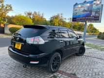 A picture of PRICE 28 8 MIL Contacts 0657262757 0620858707 ONSALE TOYOTA HARRIER