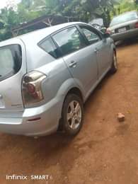A picture of Today deal Toyota Corolla verso Manual transmission 3rows Engine and