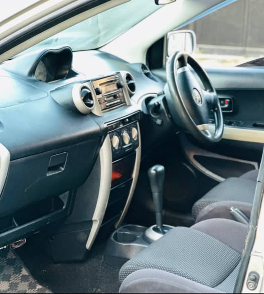 A picture of TOYOTA IST DUD ENGINE 1NZ COLOUR GOLD PETROL Cc 1490