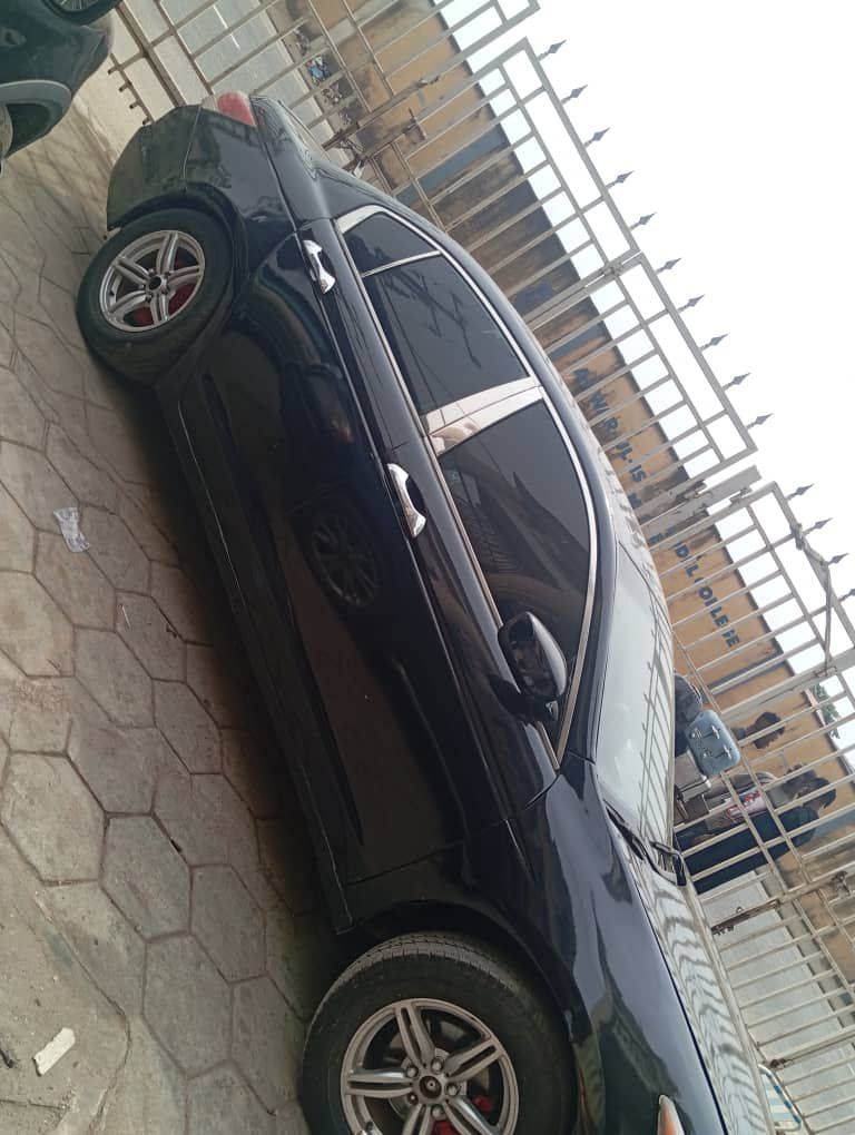 A picture of Honda Accord 08
