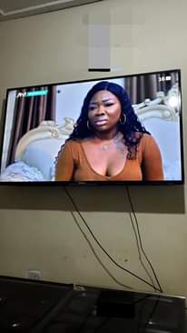 A picture of Hisense 49 inches smart tv for sell