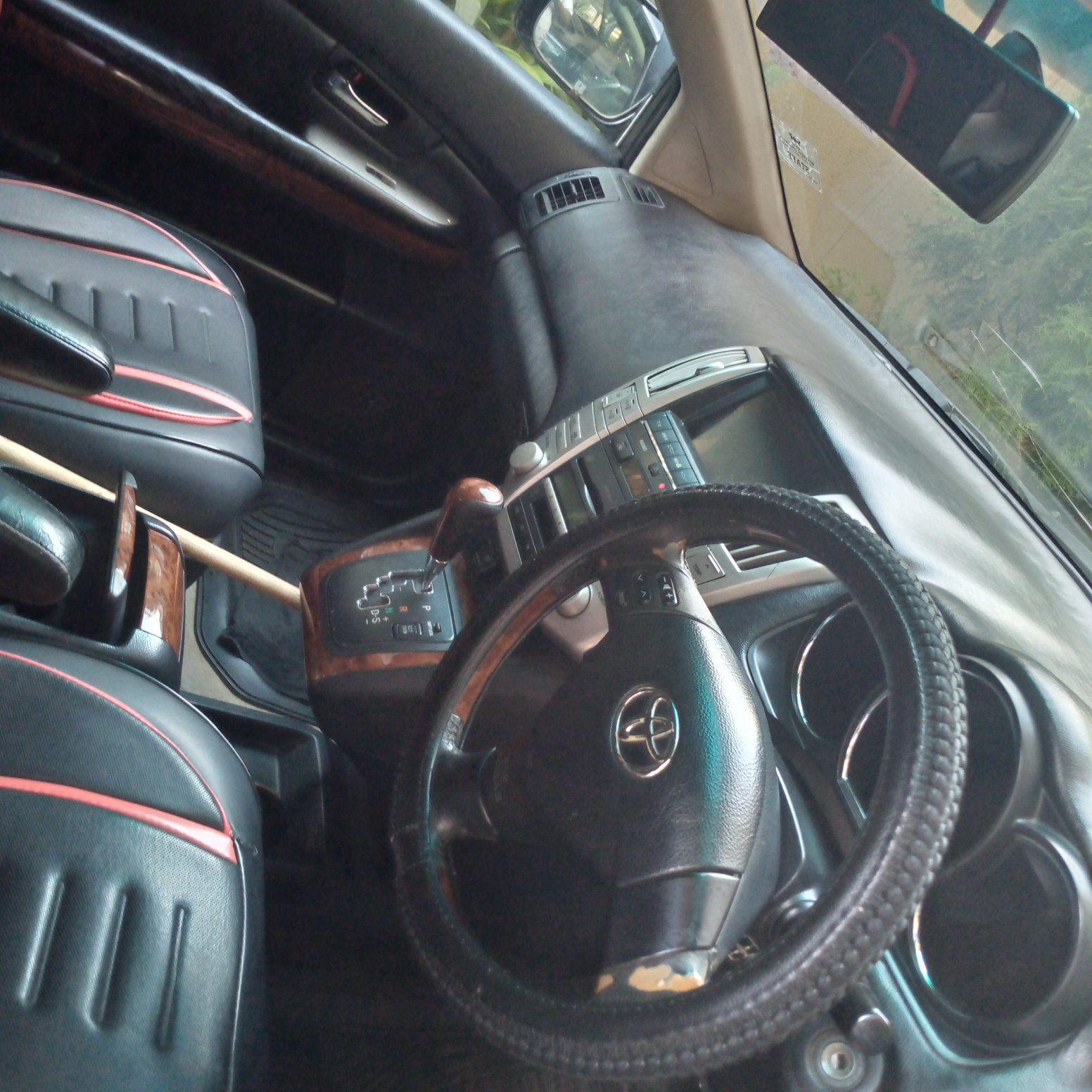 A picture of Toyota harrier