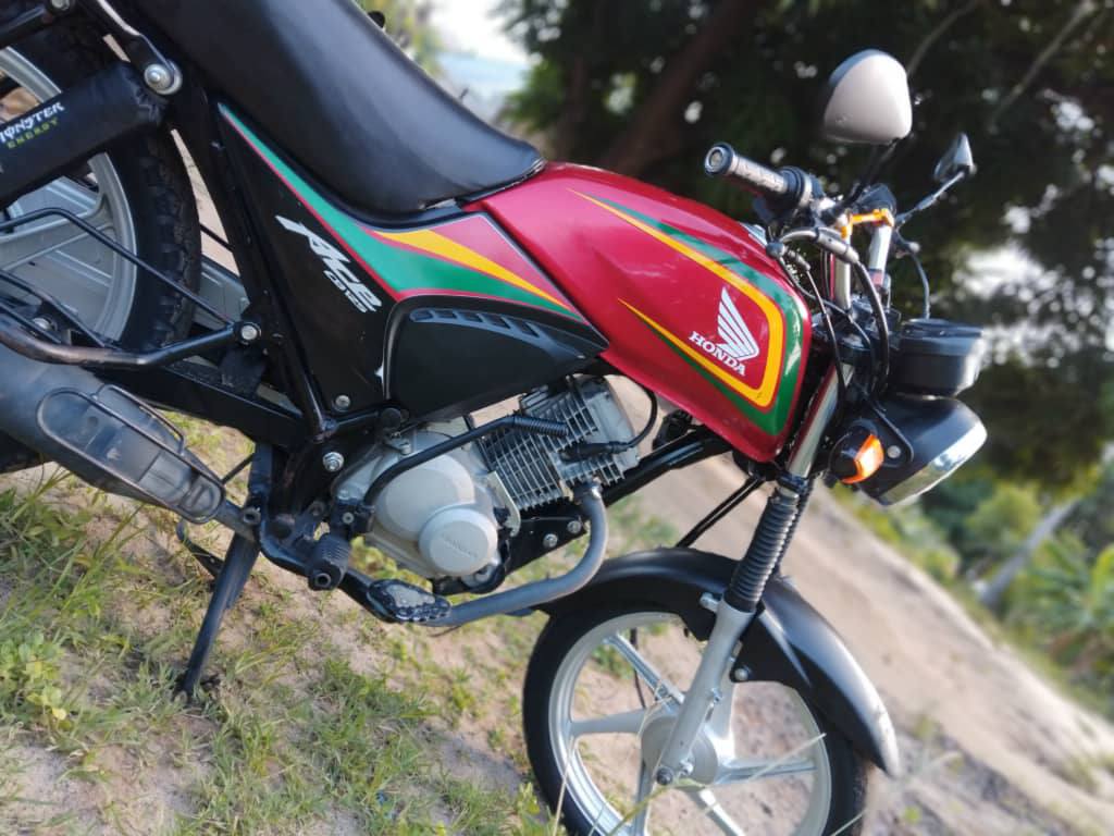 A picture of HONDA ACE MIL 1 850