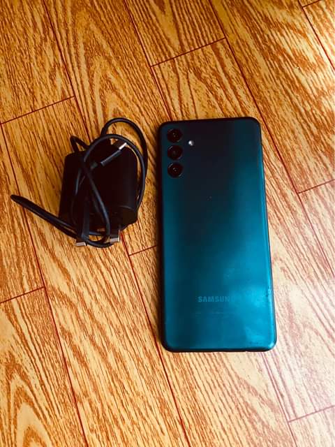 A picture of Samsang A04s plus